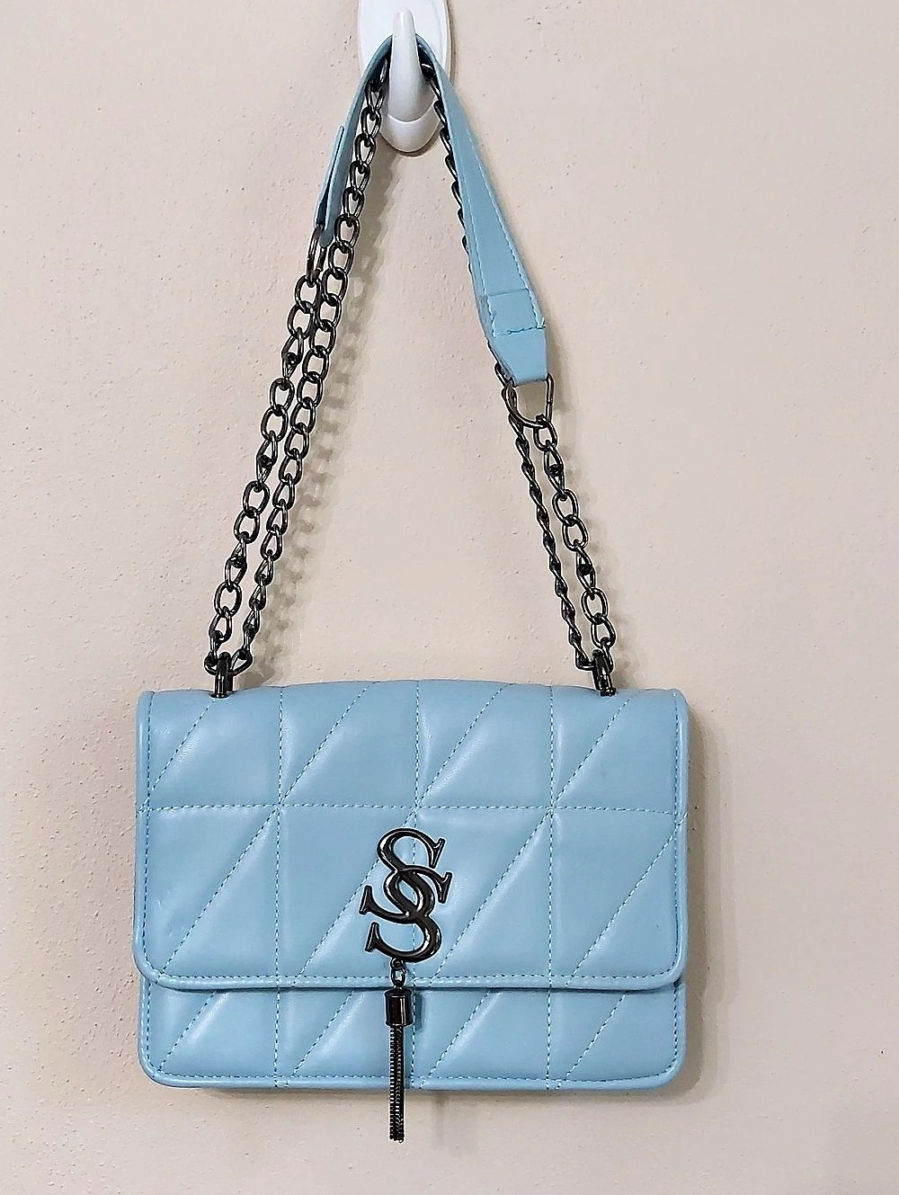 Quilted Shoulder Bag in Blue Like New